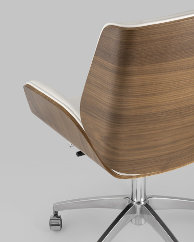 Кресло офисное TopChairs Crown бежевое фото Кресло офисное TopChairs Crown бежевое. Фото №8