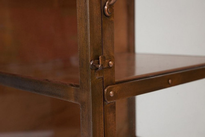 Витрина Secret De Maison OZZI ( mod. M-6186 ) металл, 63*44*200, античная медь фото Витрина Secret De Maison OZZI ( mod. M-6186 ) металл, 63*44*200, античная медь. Фото №2